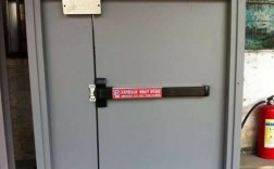 教室门走廊疏散（教室的疏散门可以向内开启吗）