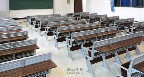 大学教室桌椅要求（大学教室桌椅要求多高）-图2